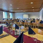 & Bildungshaus St. Jodern 2*