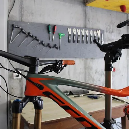 & Bildungshaus St. Jodern 2*