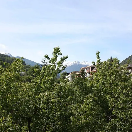 Hotel & Bildungshaus St. Jodern 2*