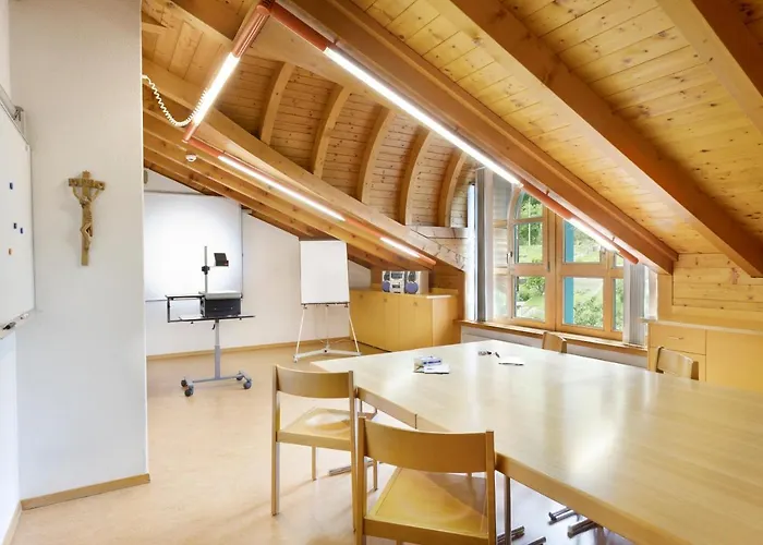 Hotel & Bildungshaus St. Jodern 2*