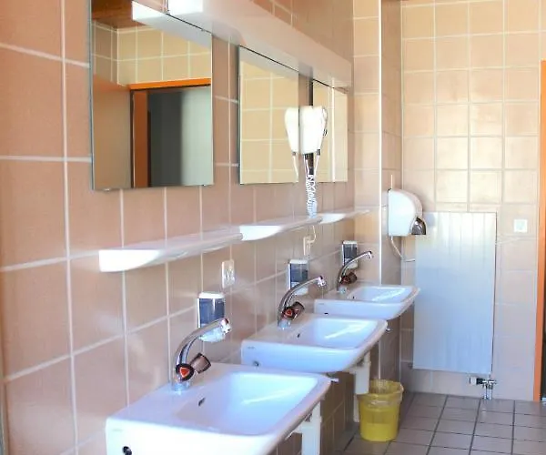 & Bildungshaus St. Jodern 2*