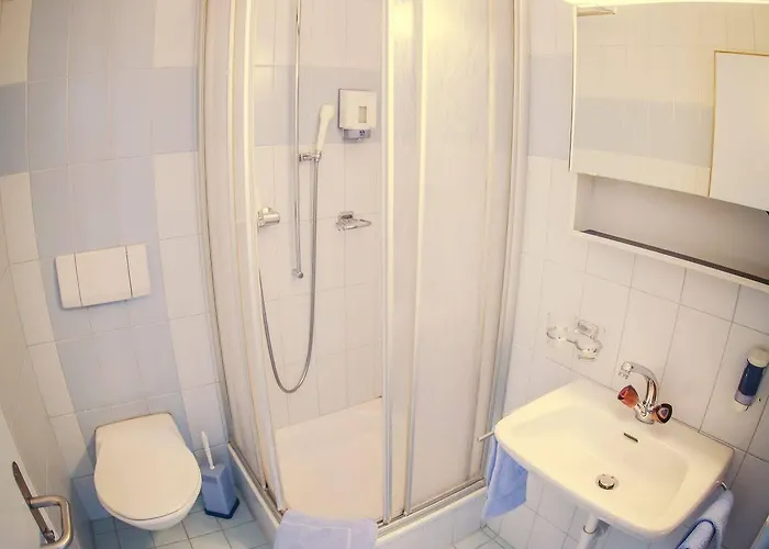 & Bildungshaus St. Jodern 2*