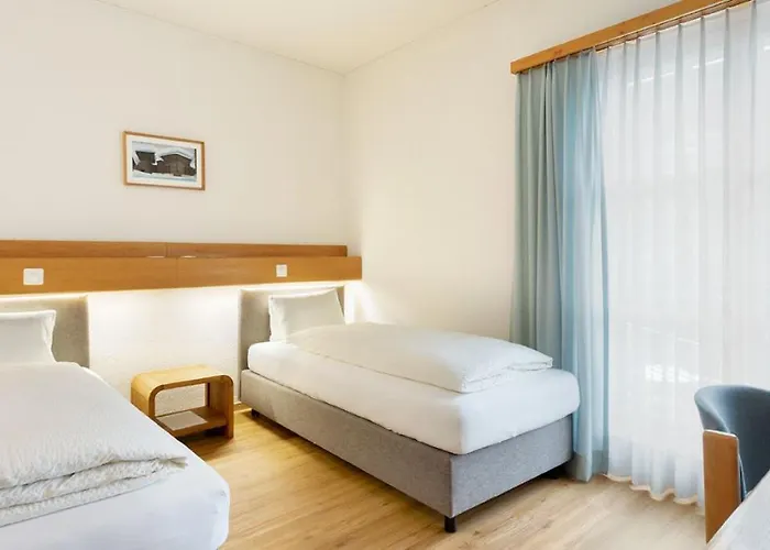 & Bildungshaus St. Jodern 2*