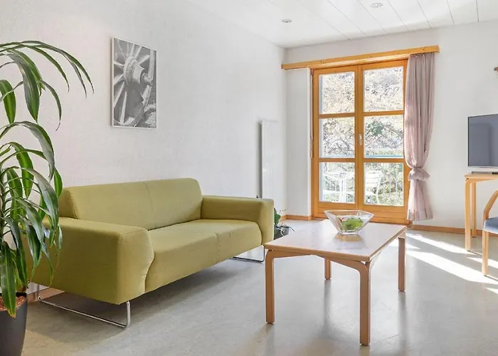 & Bildungshaus St. Jodern 2*