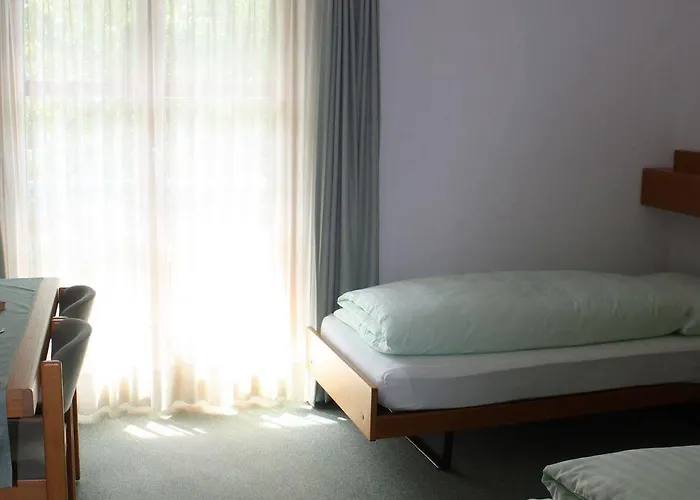 & Bildungshaus St. Jodern 2*