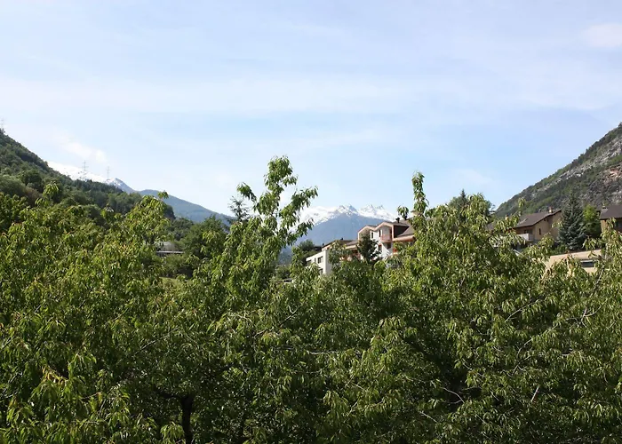 & Bildungshaus St. Jodern 2*