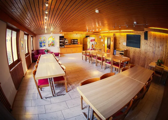 & Bildungshaus St. Jodern 2*