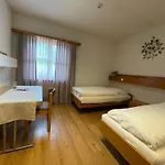 Ξενοδοχείο & Bildungshaus St. Jodern 2*
