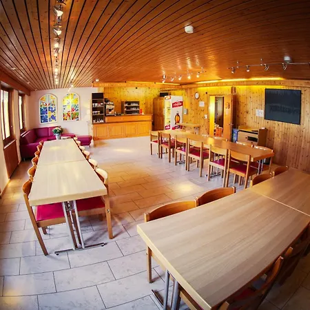 & Bildungshaus St. Jodern 2*