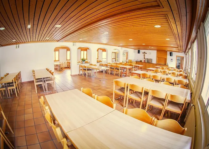 Otel & Bildungshaus St. Jodern Visp