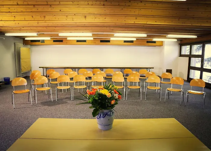 & Bildungshaus St. Jodern Otel Visp